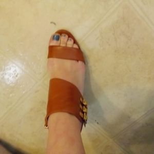 Vince Camuto sandals/heels